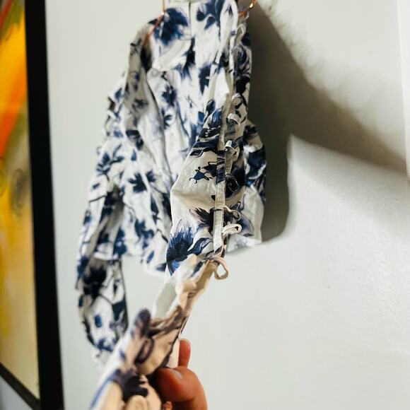 OSMAN YOUSEFZADA COLLECTIVE Blue White Floral Cutout Sleeves Shirt Size 10 FLAW - Picture 5 of 11